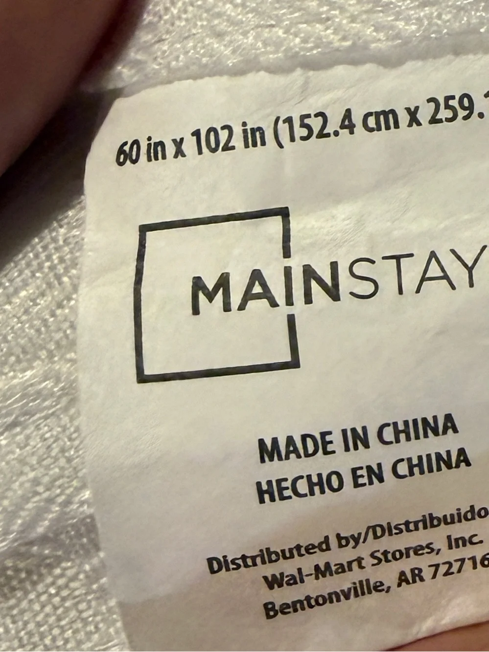 Mainstay White Quilted Tablecloths